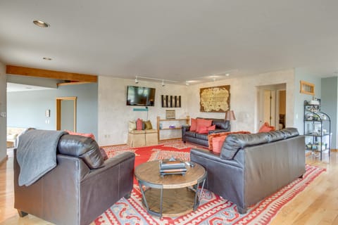 Montrose Family Home w/ Yard & Fruit Trees! House in Colorado