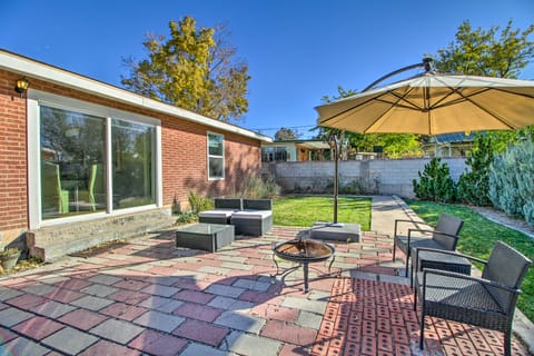 Gorgeous Albuquerque Getaway w/ Private Yard! House in Albuquerque