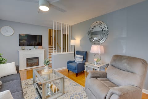 Modern Birmingham Escape w/ Yard + Fire Pit! House in Birmingham