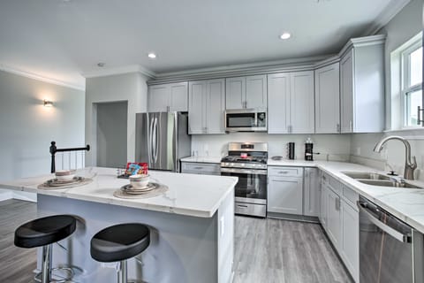 6 Mi to French Quarter: Modern New Orleans Gem House in Gretna