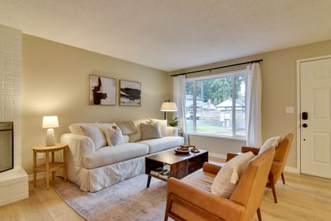 Lovely Vancouver Retreat w/ Home Gym! House in Vancouver