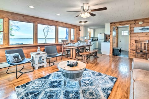 Houghton Lake Cottage w/ New Private Deck! Cottage in Prudenville