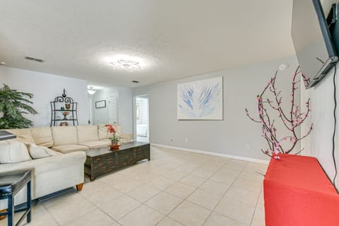 Pet-Friendly PCB Home w/ Hot Tub, Near Beaches! House in Sunnyside