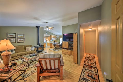 Montana Home on 5 Acres: Near Lake Koocanusa! House in Idaho