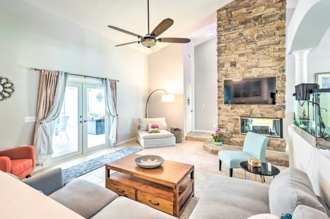 West Palm Beach Home w/ Private Outdoor Pool! House in Palm Beach Gardens