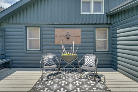 Diamond Lake Waterfront Cabin w/ Deck + Dock! House in Michigan