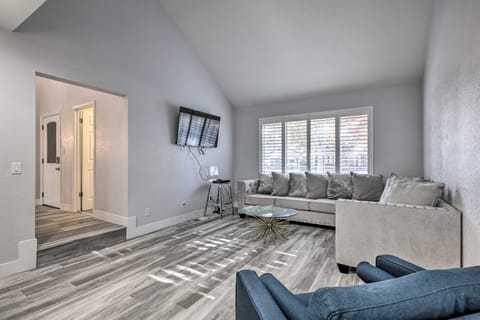 Modesto Home w/ Deck - 2 Mi to Vintage Faire Mall House in Modesto