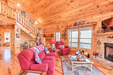 Wheelchair-Accessible Murphy Cabin w/ Fire Pit! House in Tennessee