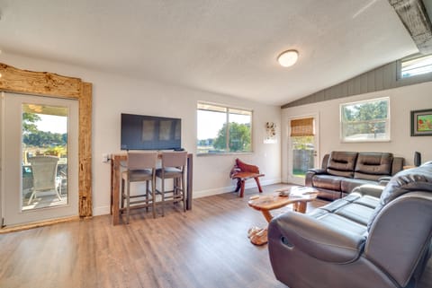 Private Dock: Waterfront Inverness Abode! House in Florida