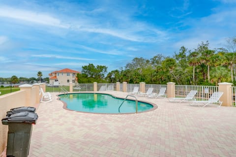 Resort Perks: Family Gem w/ Homosassa River Access Apartment in Homosassa