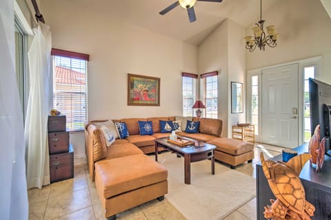 Resort Perks: Family Gem w/ Homosassa River Access Apartment in Homosassa