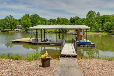 'Lazy RS Lakehouse' w/ Hot Tub & Dock in Warsaw! House in Lake of the Ozarks