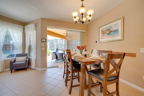 12 Mi to Disney + Private Pool: Watersong Getaway House in Loughman