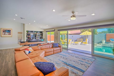 < 4 Mi to Old Town: Poolside Oasis in La Quinta House in La Quinta