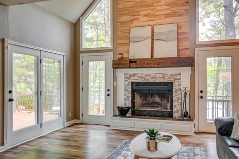 Lakefront Minocqua Getaway: Dock, Game Room! House in Wisconsin