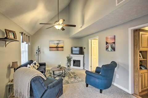 Albany Home < 1 Mi to Dale Hollow Lake! House in Tennessee