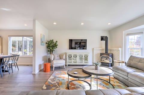 Peaceful Windsor Retreat w/ Private Hot Tub! House in Windsor