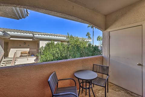 Families & Dogs Welcome! Phoenix Condo w/ Pool Apartment in Avondale