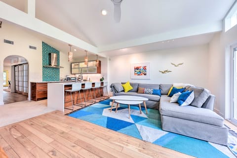 Modern Jacksonville Beach Retreat w/ Hot Tub! House in Jacksonville Beach