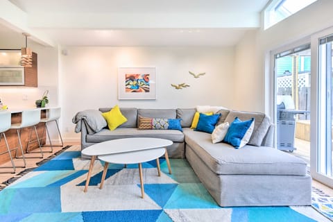 Modern Jacksonville Beach Retreat w/ Hot Tub! House in Jacksonville Beach