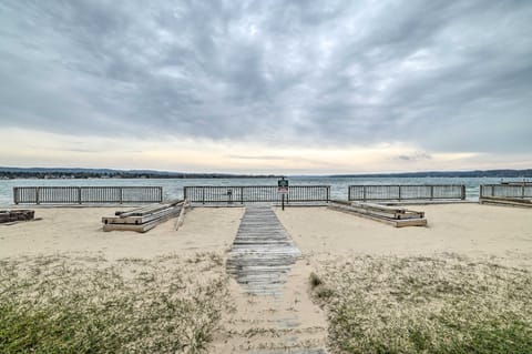 Updated Onekama Resort Condo on Portage Lake! Apartment in Wisconsin