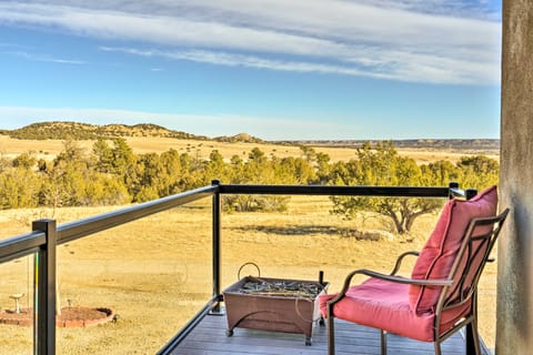 Beulah Home w/ Wraparound Porch & Mtn Views House in Colorado