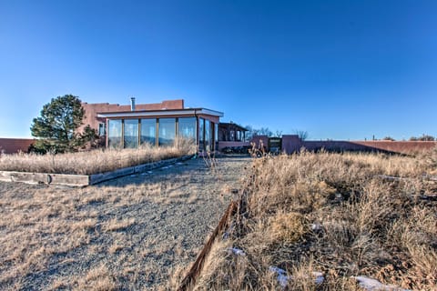 Southwest Home w/ 360-Degree Mtn View, Ski Nearby! House in New Mexico