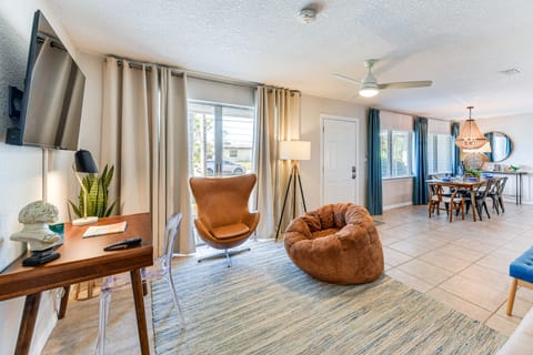 8 Mi to Charlotte Sports Park: Home w/ Gulf Access House in Port Charlotte