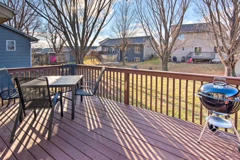 Altoona Home 11 Mi to Downtown Des Moines House in Altoona