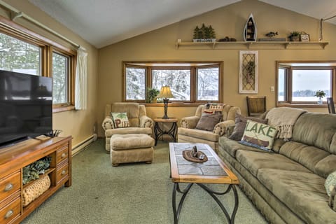 Phillips Cabin w/ Lake Views & Private Dock! House in Wisconsin