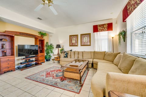 Lanai & Game Room: Vacation Home in Davenport! House in Four Corners