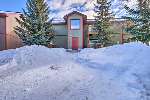 Cozy Breckenridge Condo: Free Ski Shuttle Access! Apartment in Breckenridge