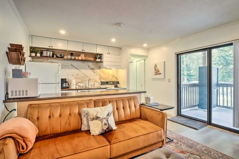 Cozy Breckenridge Condo: Free Ski Shuttle Access! Apartment in Breckenridge