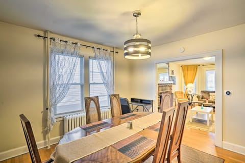 Charming Albany Retreat ~ 3 Mi to Downtown! House in Albany