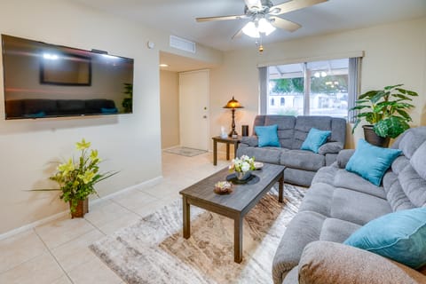 Patio & Yard: Sun City Home Near Casinos House in Sun City