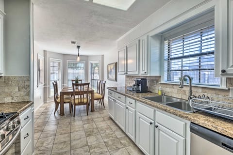 Vacation Rental Home Near College Station House in College Station