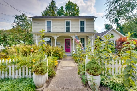 'The Porch House' Located in Historic Village House in Ohio