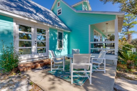 Serene Pensacola Vacation Rental w/ Gas Grill House in Perdido Key