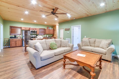 Waverly Cabin, Close to Kentucky Lake Access! House in Tennessee