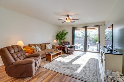 Mountain Views + Nearby Hikes: Gold Canyon Escape! House in Gold Canyon