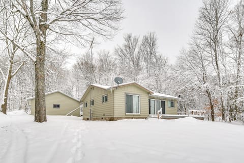 Manistique Lake Retreat w/ Dock! House in Michigan