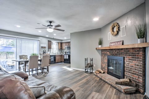 Family-Friendly Springfield Home w/ Yard! House in Springfield