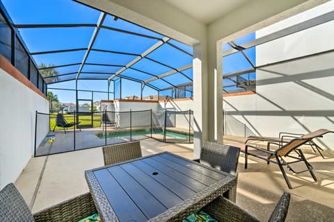 Davenport Resort Home < 10 Mi to Disney! Apartment in Four Corners