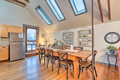 Pet-Friendly Loft Vacation Rental w/ Fire Pit! Apartment in Bemus Point