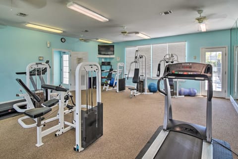 5 Mi to Beach: Gulf Shores Condo w/ Perks! Apartment in Gulf Shores