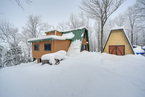 Waterfront Nelson Lake Cabin w/ Boat Dock! House in Wisconsin