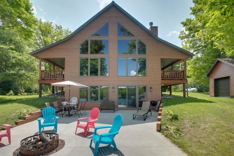 Lakefront Cottage in Iron River: 3 Mi to Skiing! House in Wisconsin