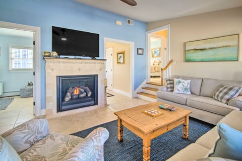 Waterfront Beach Haven West Home w/ Boat Dock House in Stafford Township