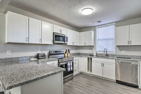 Augusta Vacation Rental - Walk to Hospitals House in North Augusta