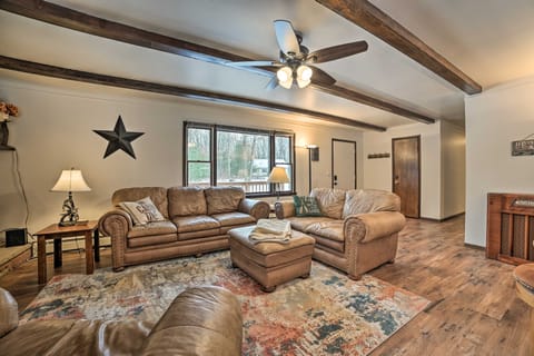 Houghton Lake Cottage Escape w/ Patio! Cottage in Michigan